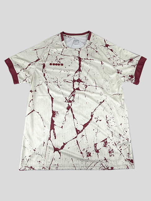 Diadora Maestro Soccer kit Off white