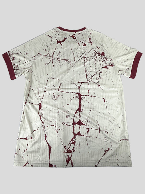Diadora Maestro Soccer kit Off white