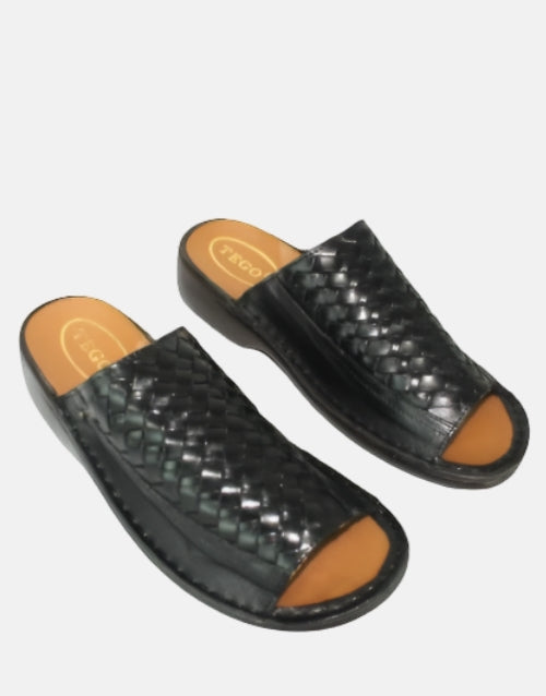 TEGO Black Push In Sandal