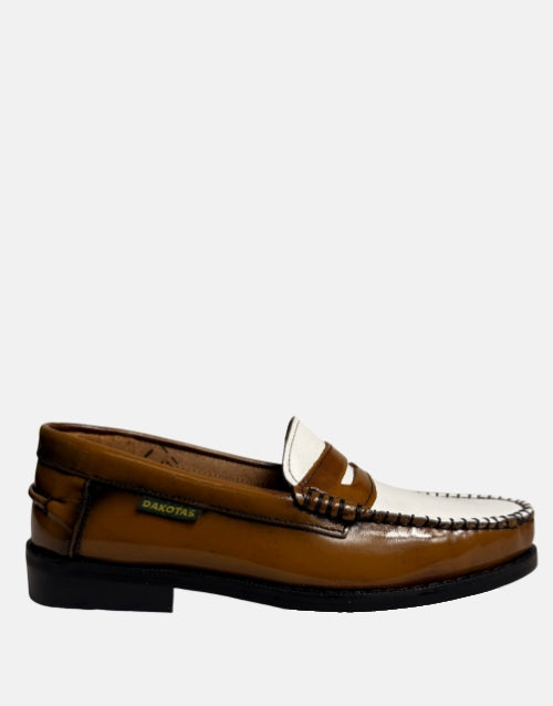 Dakotas Leather Tan & White Moccasin Shoe