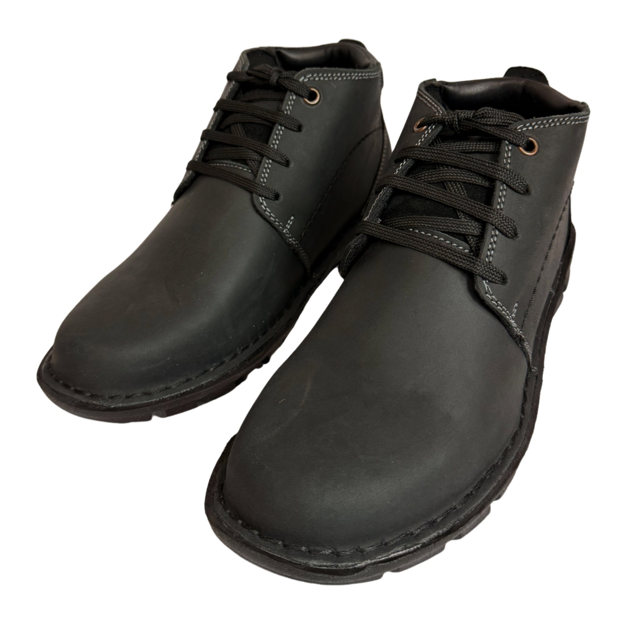 Desert Oily Black Boot