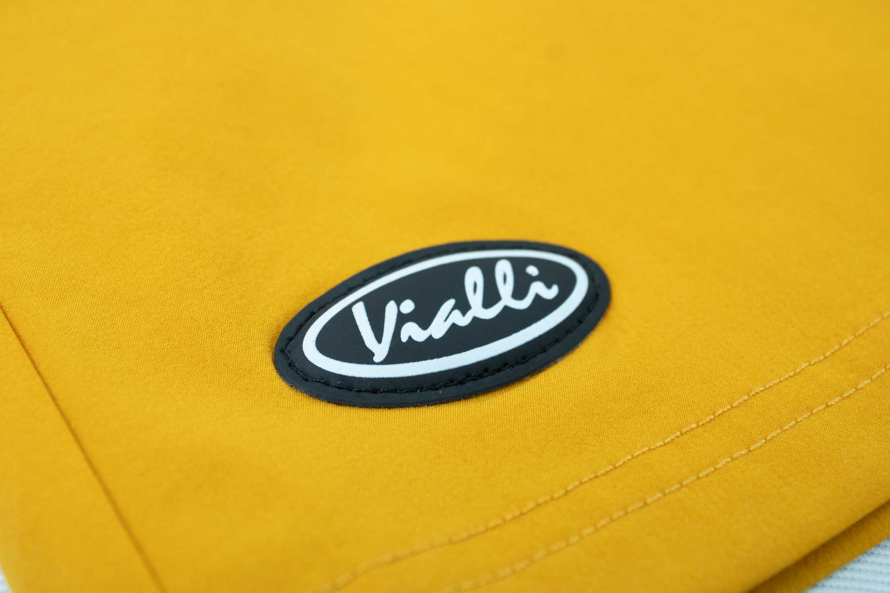 Vialli Stant Mustard Shorts - BOSSINI SA